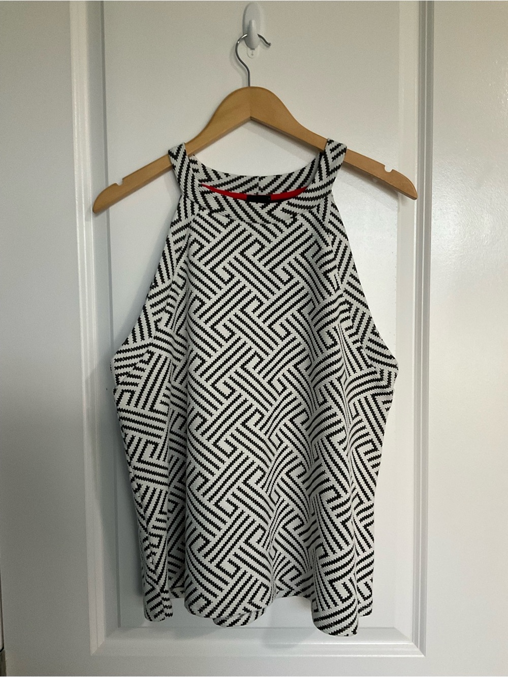 Women’s W5 Black and White Geometric Halter Sz Lg Anthropologie